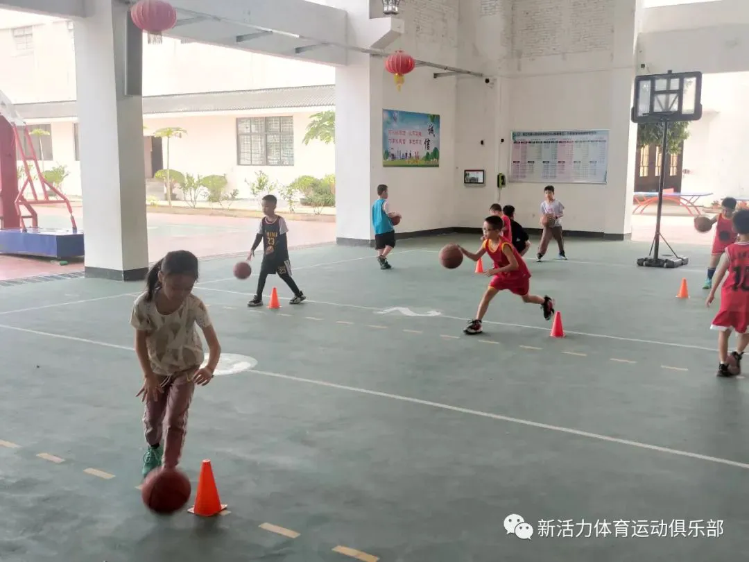 如何提升篮球主力的心理素质和抗压能力_0